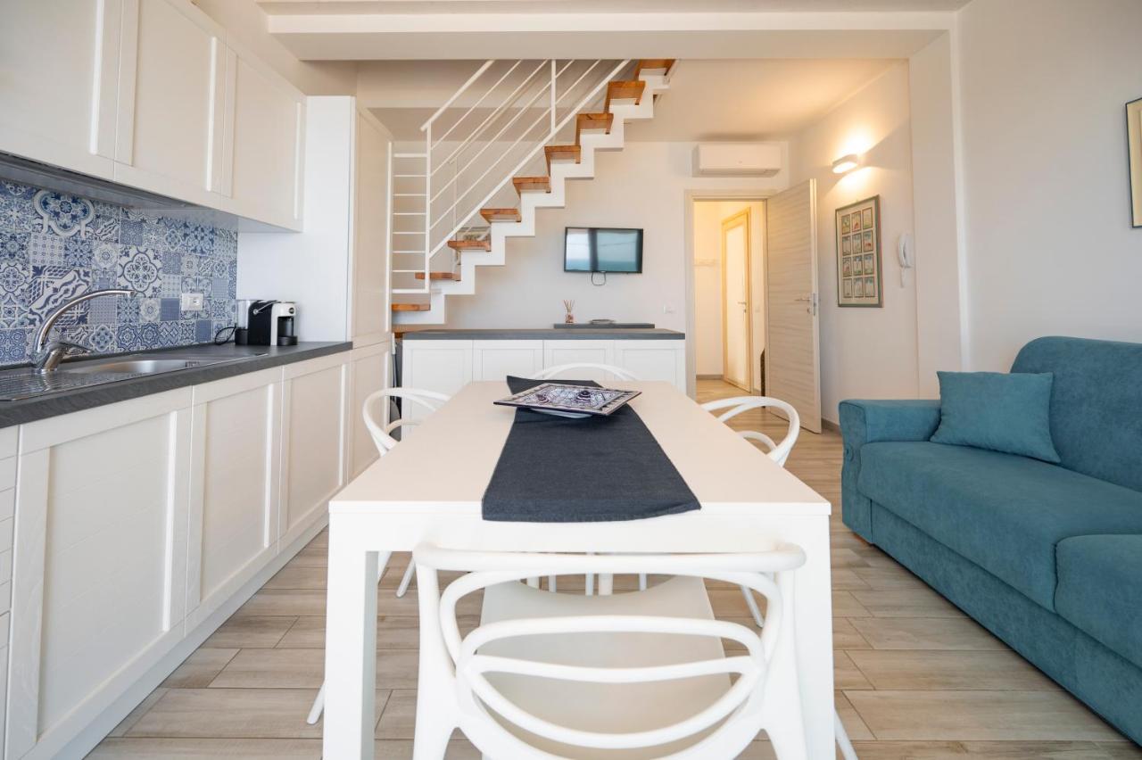 Luci Apartment Sea Beach 阿沃拉 外观 照片