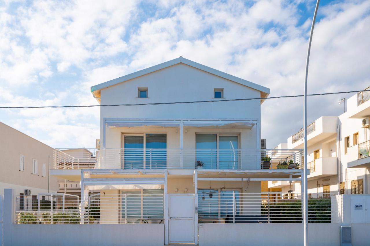 Luci Apartment Sea Beach 阿沃拉 外观 照片