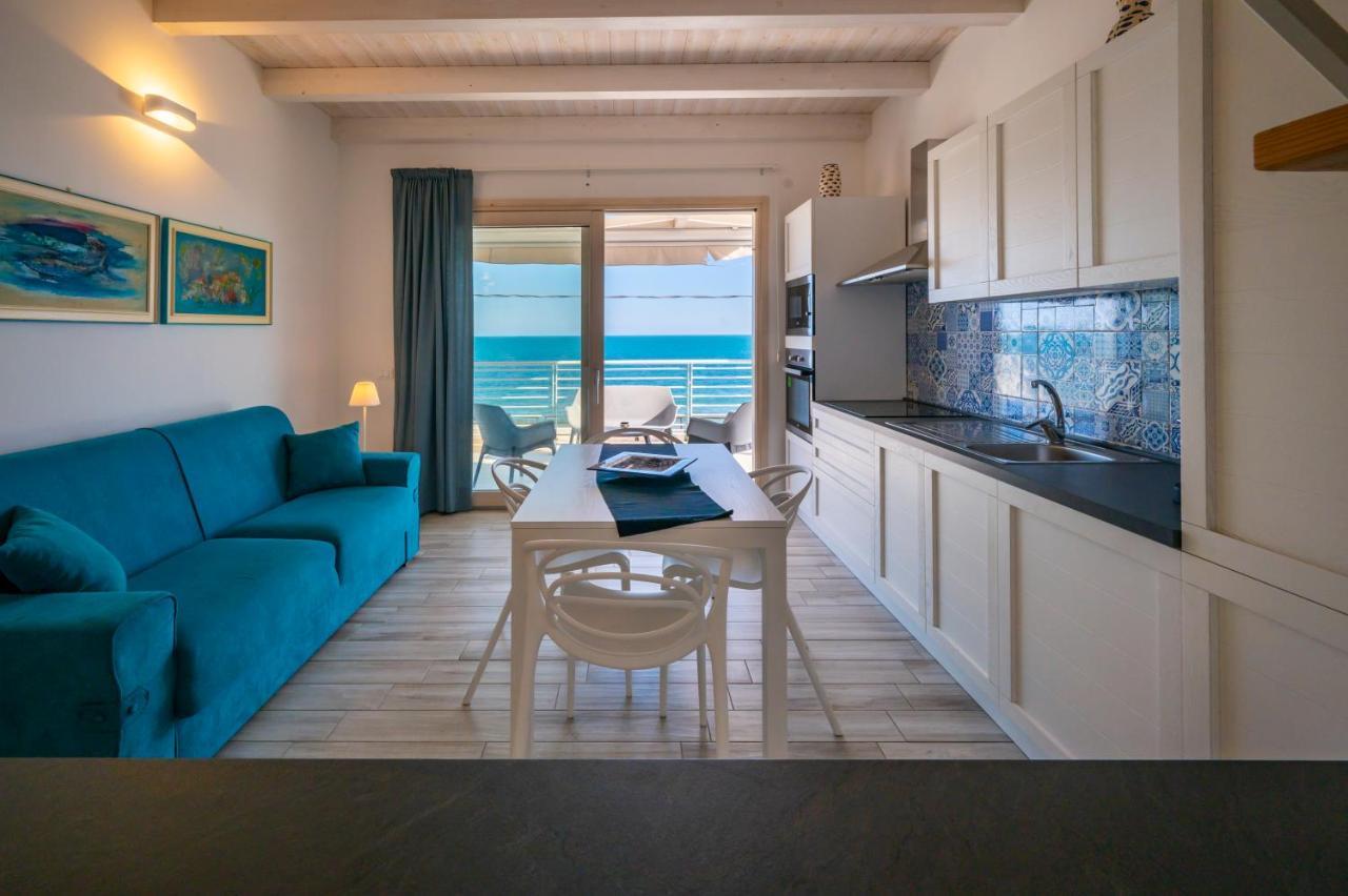 Luci Apartment Sea Beach 阿沃拉 外观 照片